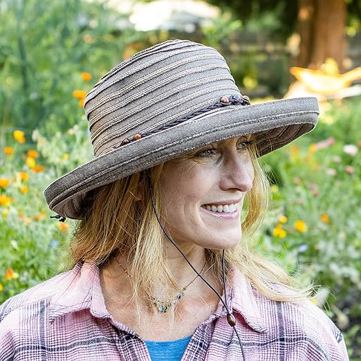 Sunday Afternoons Women's Vineyard Hat